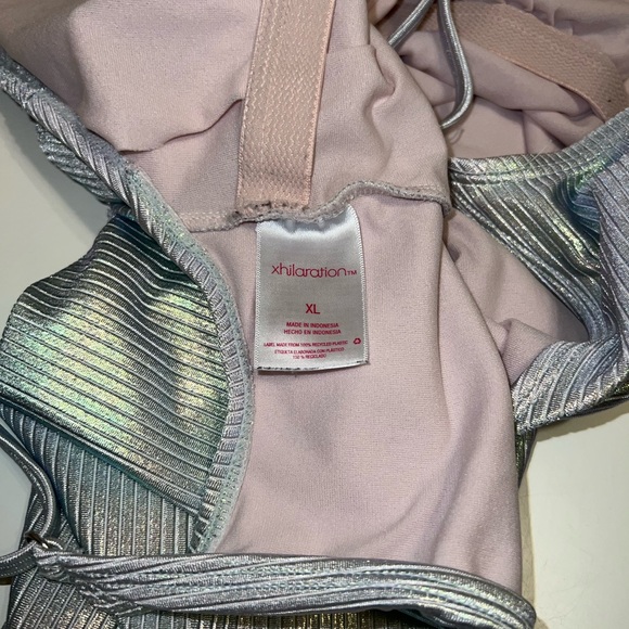 Xhilartion | Metallic One Piece | Ribbed | XL - Picture 6 of 6